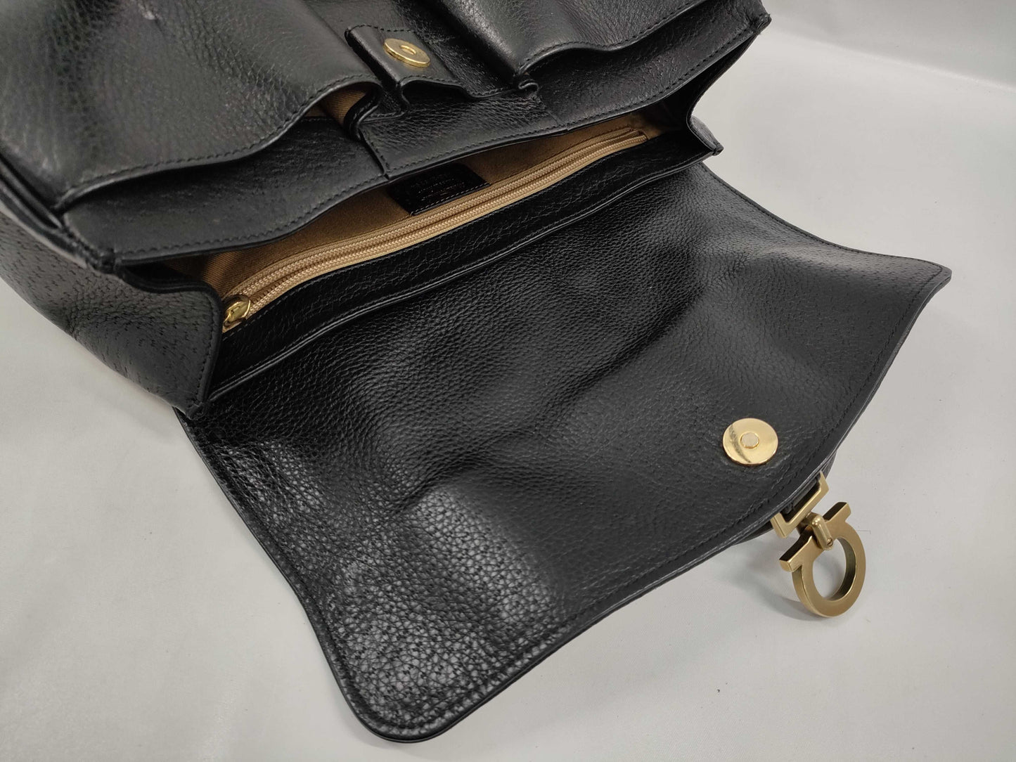 Salvatore Ferragamo Gancini AB-21 6394 Handbag Tote Bag