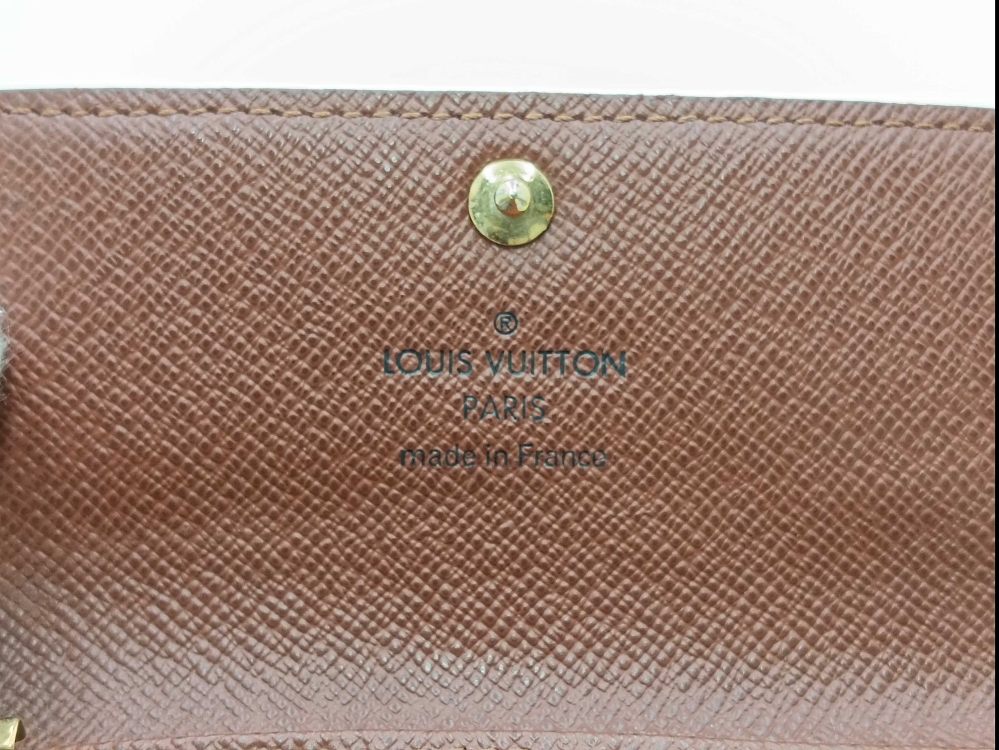 LOUIS VUITTON Monogram Multicle 6 Key Case/Key Holder