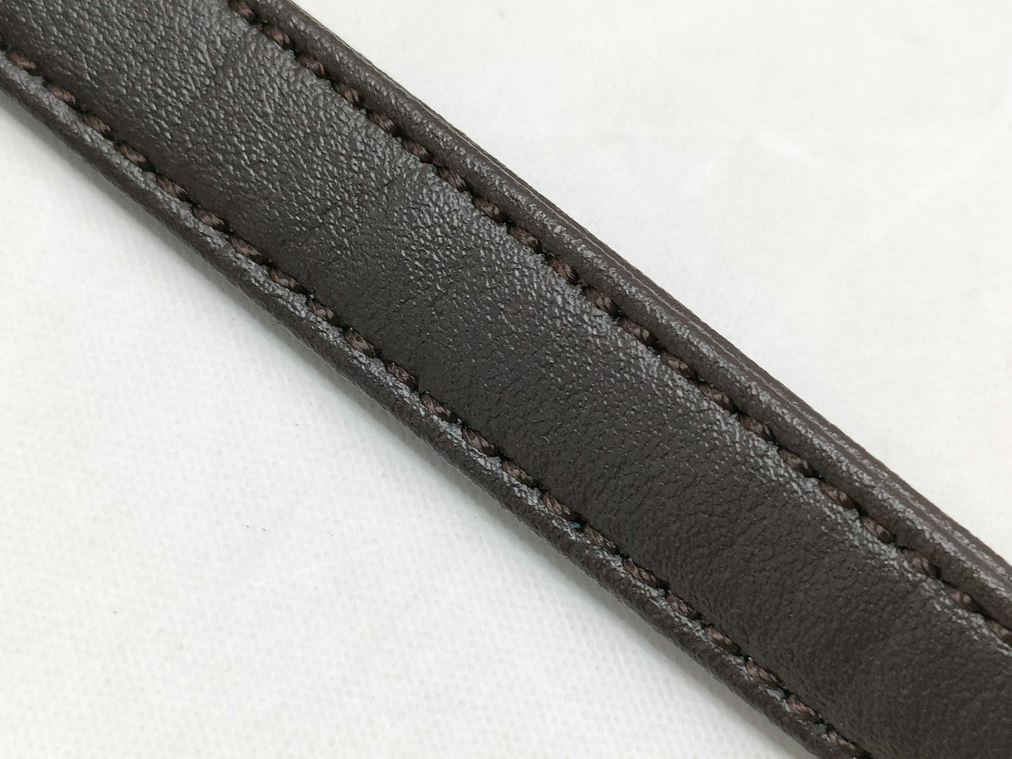 AYANOKOJI Black Label Shoulder Bag with Clasp Closure