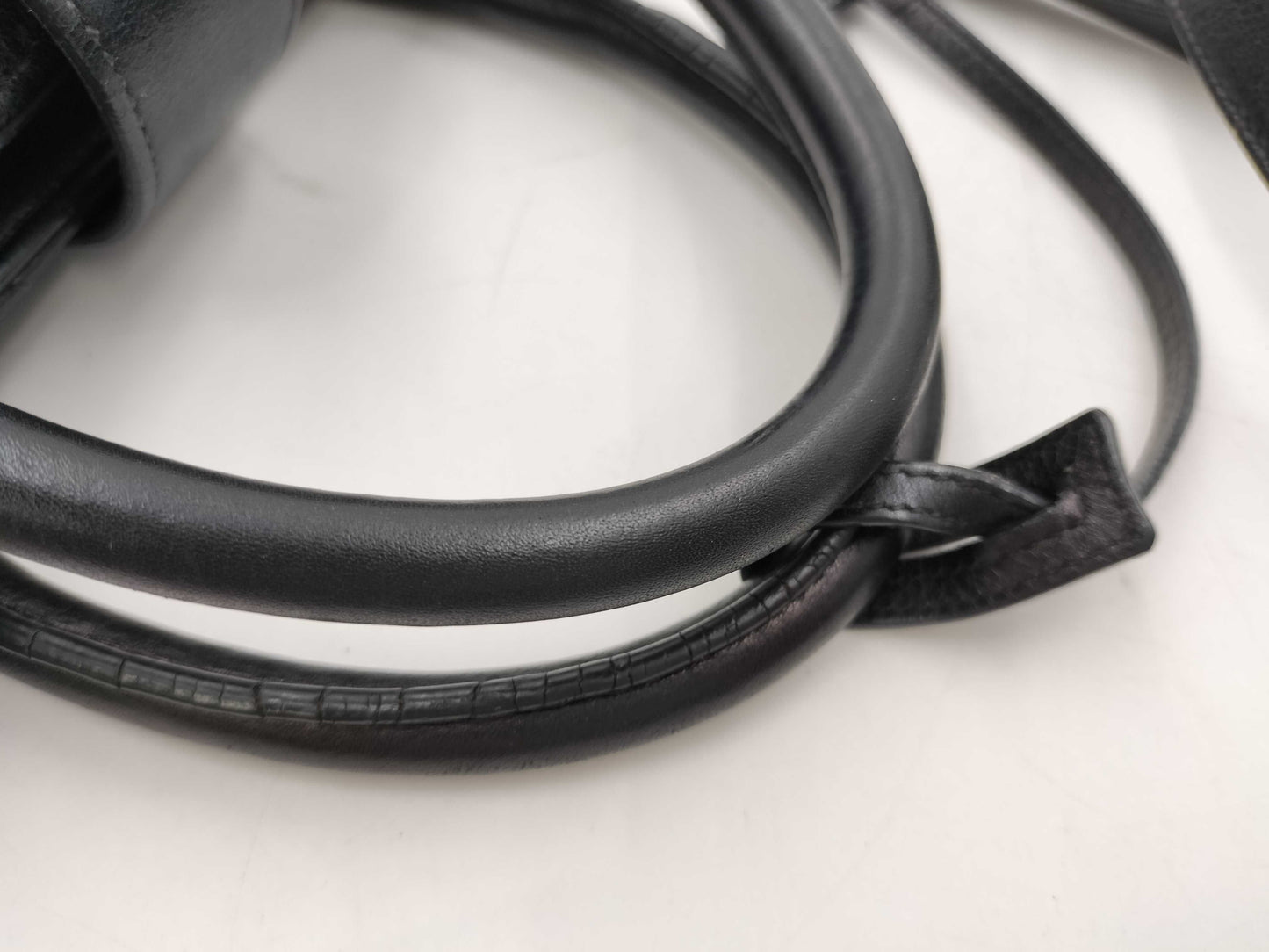Yves Saint Laurent Black Shoulder Zipper Handbag