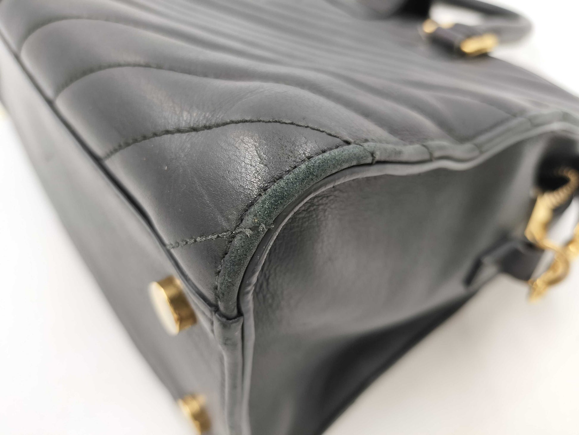 Yves Saint Laurent Black Shoulder Zipper Handbag