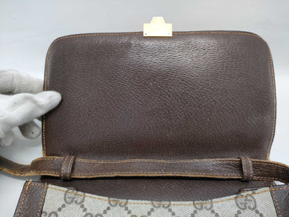 GUCCI GG Supreme Sherry Shoulder Bag