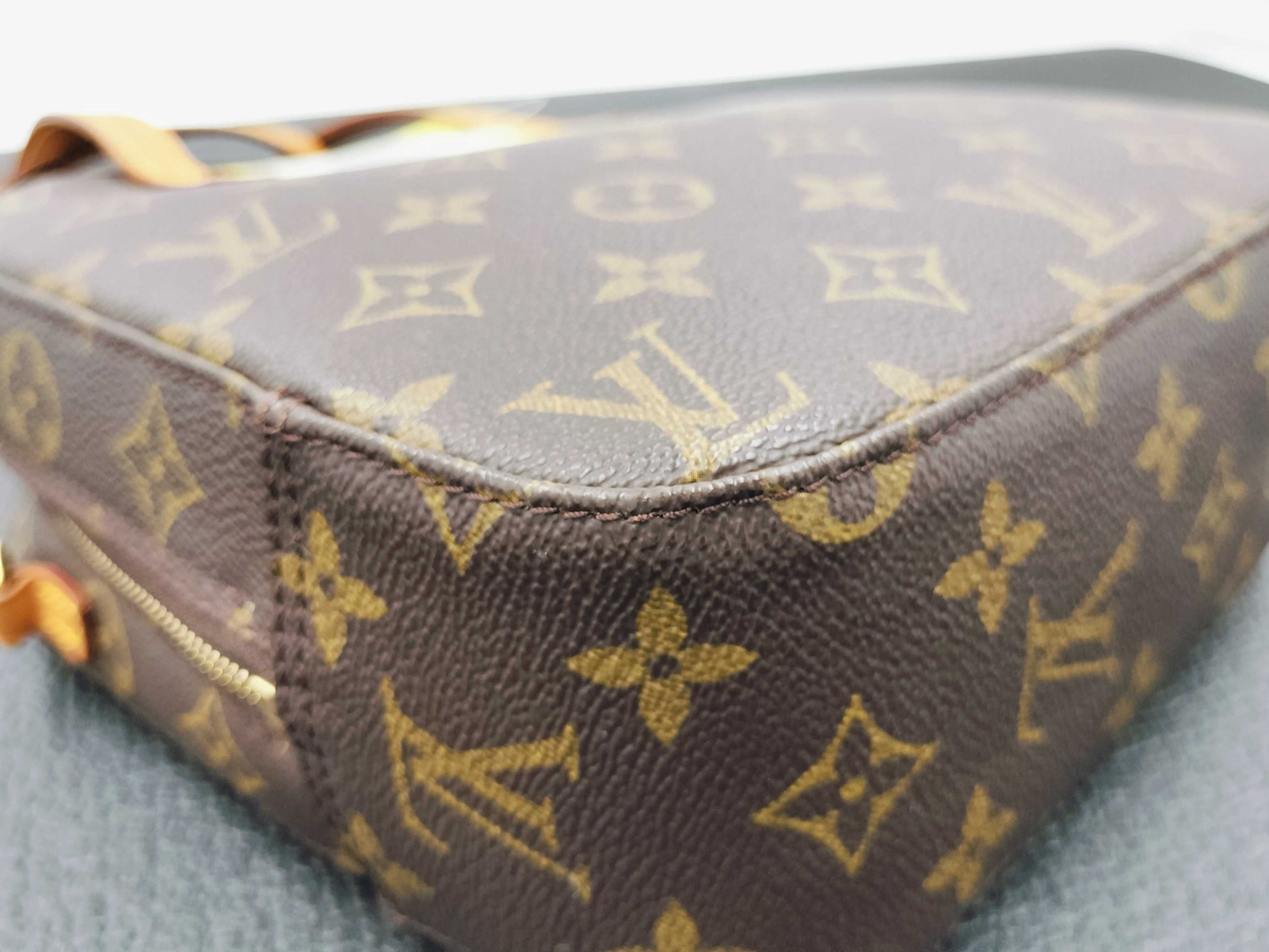 LOUIS VUITTON AR0042 Monogram M47500 Spontini Handbag without Shoulder Strap