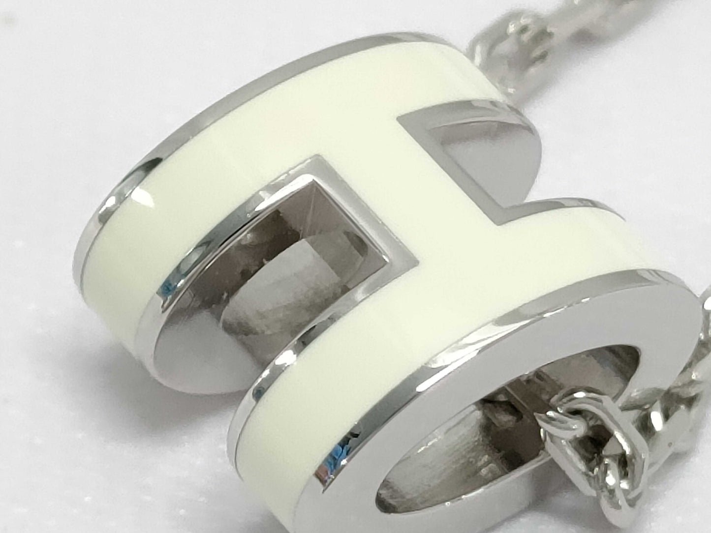 HERMES Pop Ash WH Bracelet/Bangle