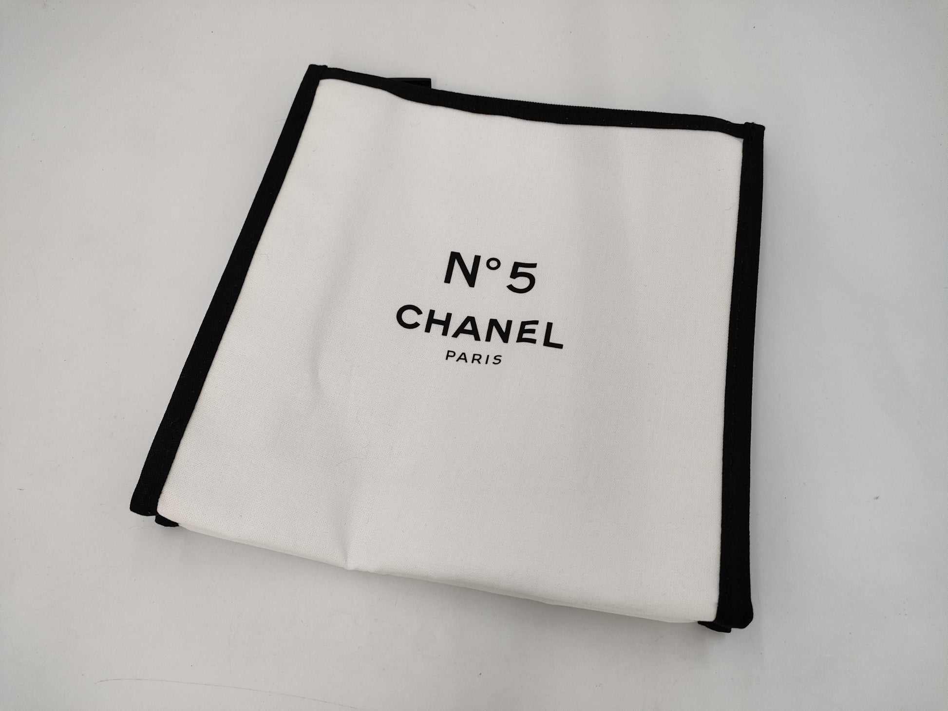 CHANEL N5 pouch and other accessories