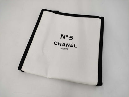 CHANEL N5 pouch and other accessories