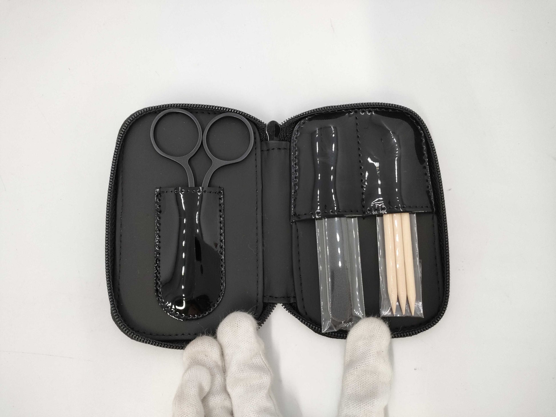 CHANEL N5 pouch and other accessories