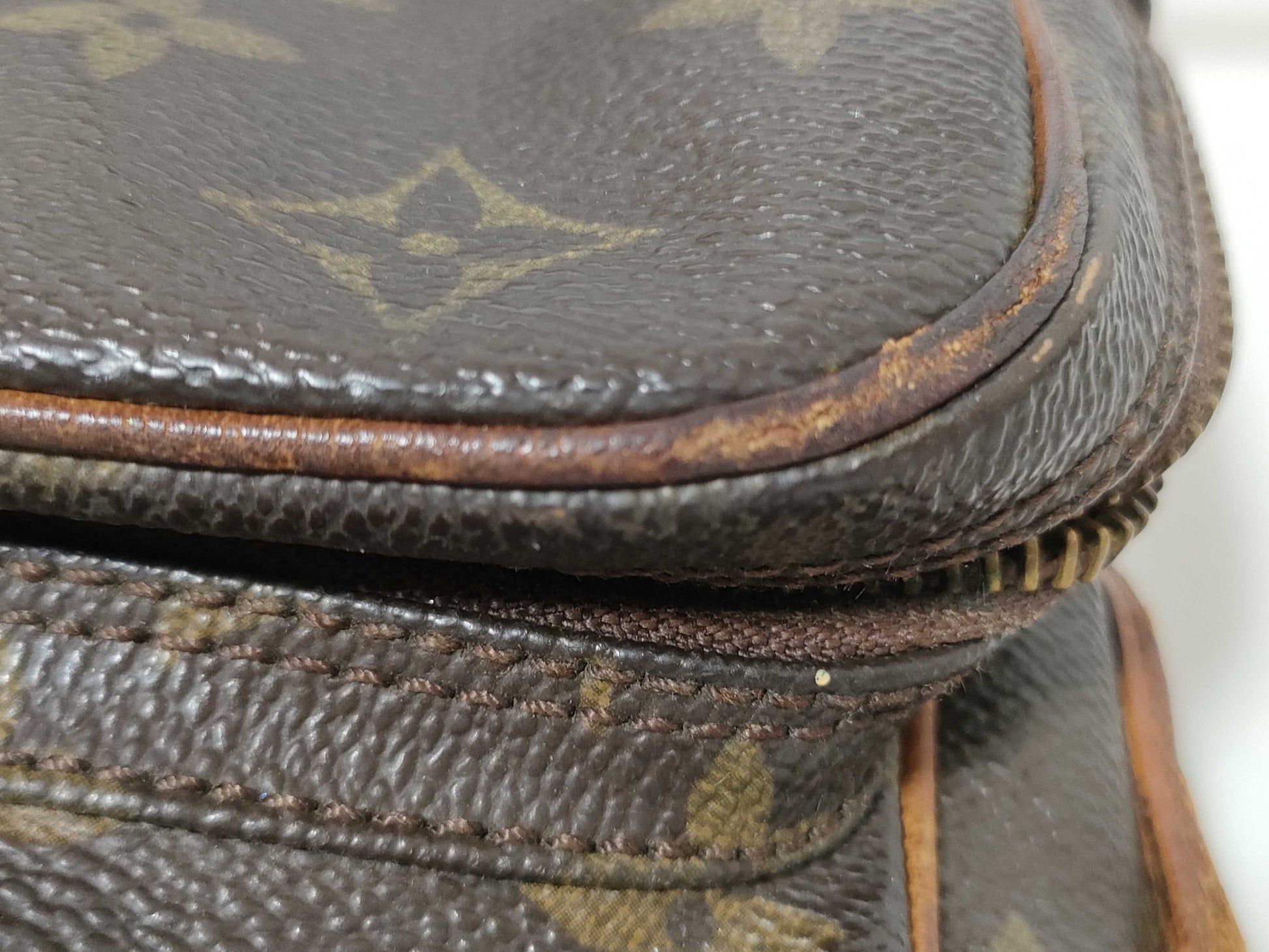 LOUIS VUITTON 862TH/Unknown Monogram M45236 Amazon/M45238 Mini Amazon Shoulder Bag