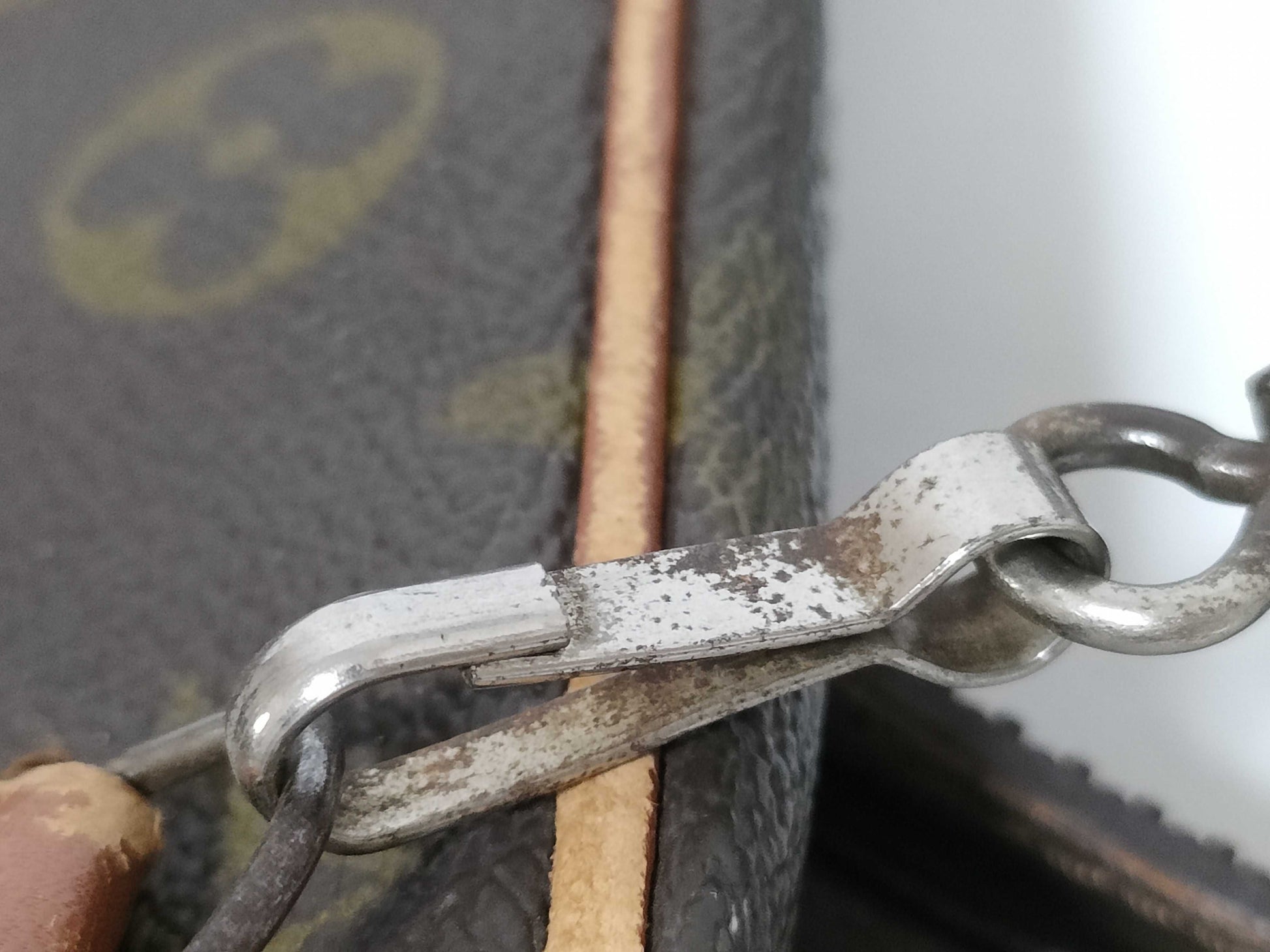 LOUIS VUITTON 862TH/Unknown Monogram M45236 Amazon/M45238 Mini Amazon Shoulder Bag
