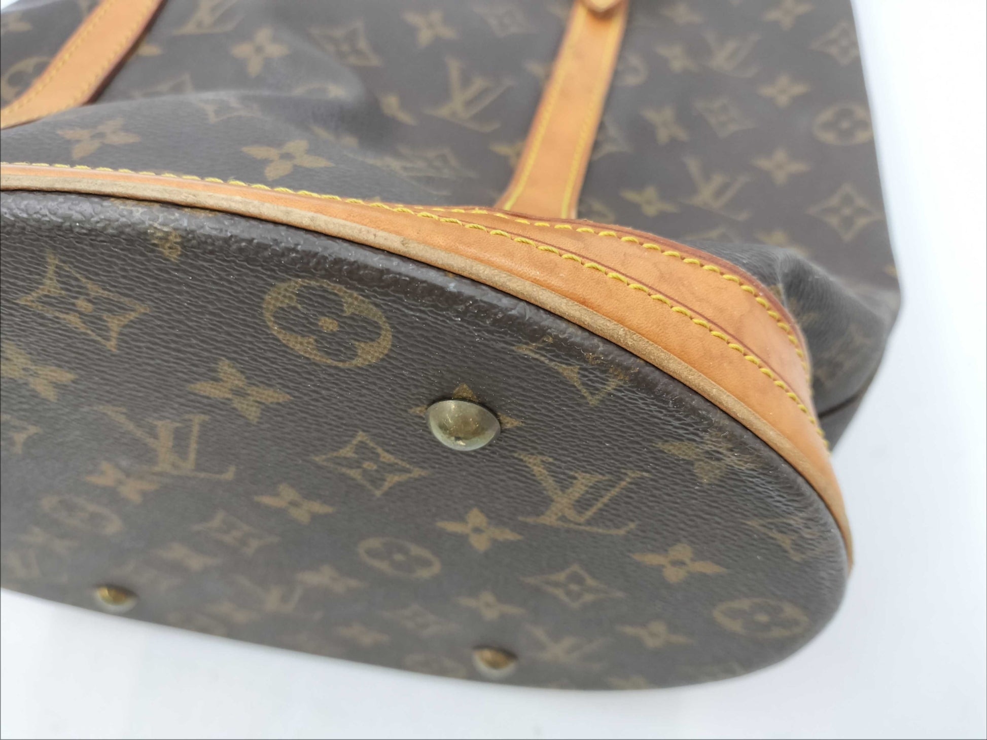 LOUIS VUITTON FL0081 Monogram Bucket Tote Bag with Pouch