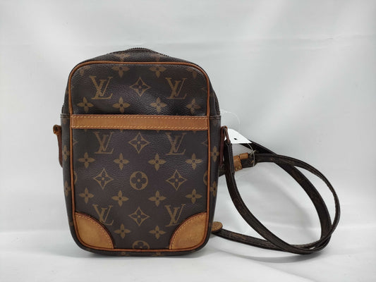 LOUIS VUITTON Monogram M45236 Amazon Shoulder Bag