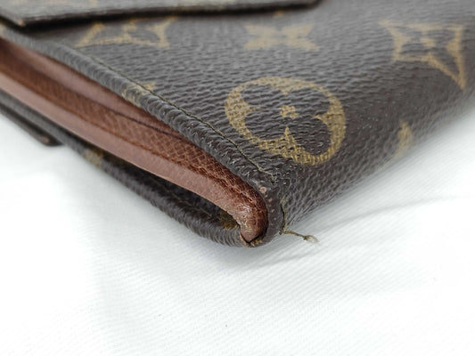 LOUIS VUITTON Monogram Double Hook Old Style Wallet
