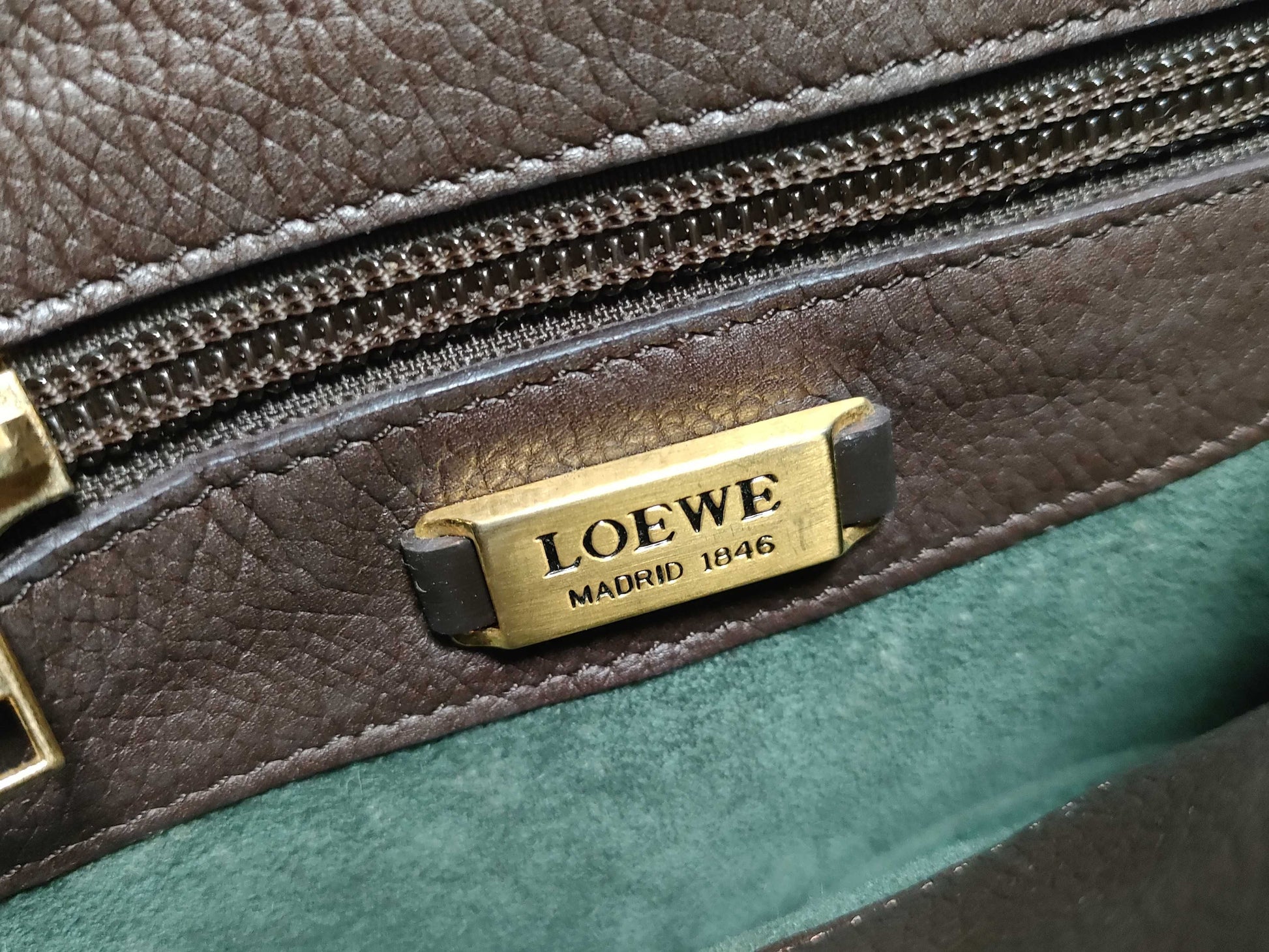 LOEWE Leather One-Shoulder Logo Shoulder Bag