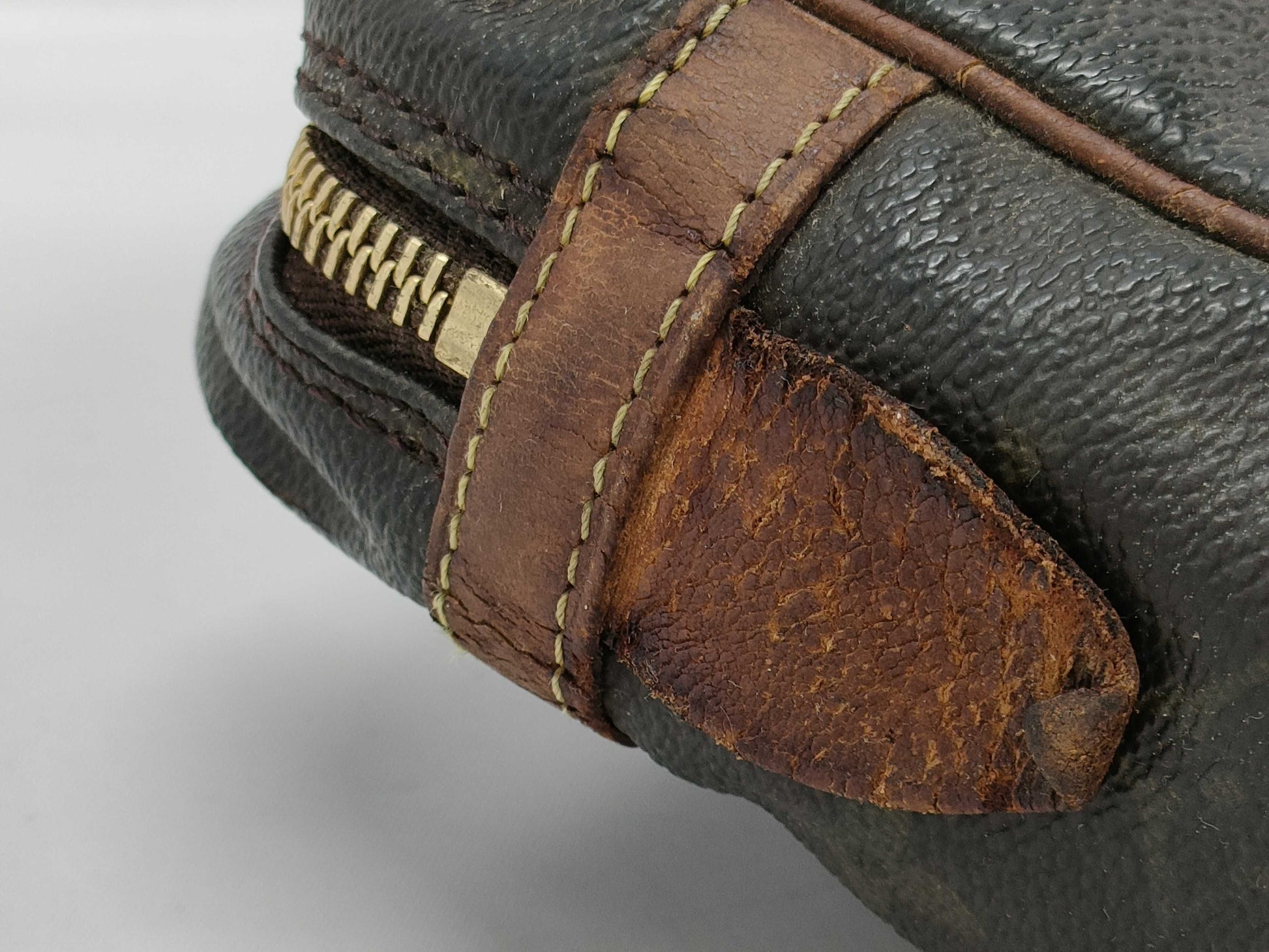 LOUIS VUITTON Monogram Compiegne Second Bag