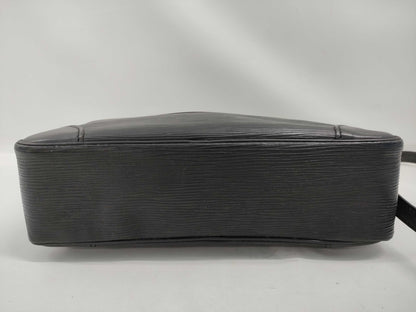 LOUIS VUITTON Epi Trocadero Shoulder Bag