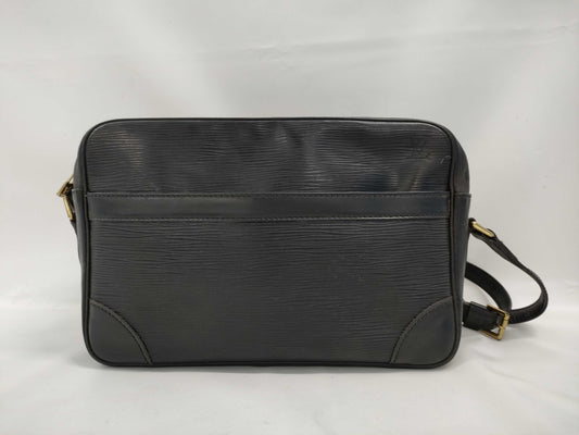 LOUIS VUITTON Epi Trocadero Shoulder Bag
