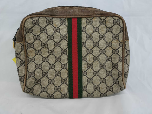 GUCCI GG Supreme Sherry Second Bag Pouch