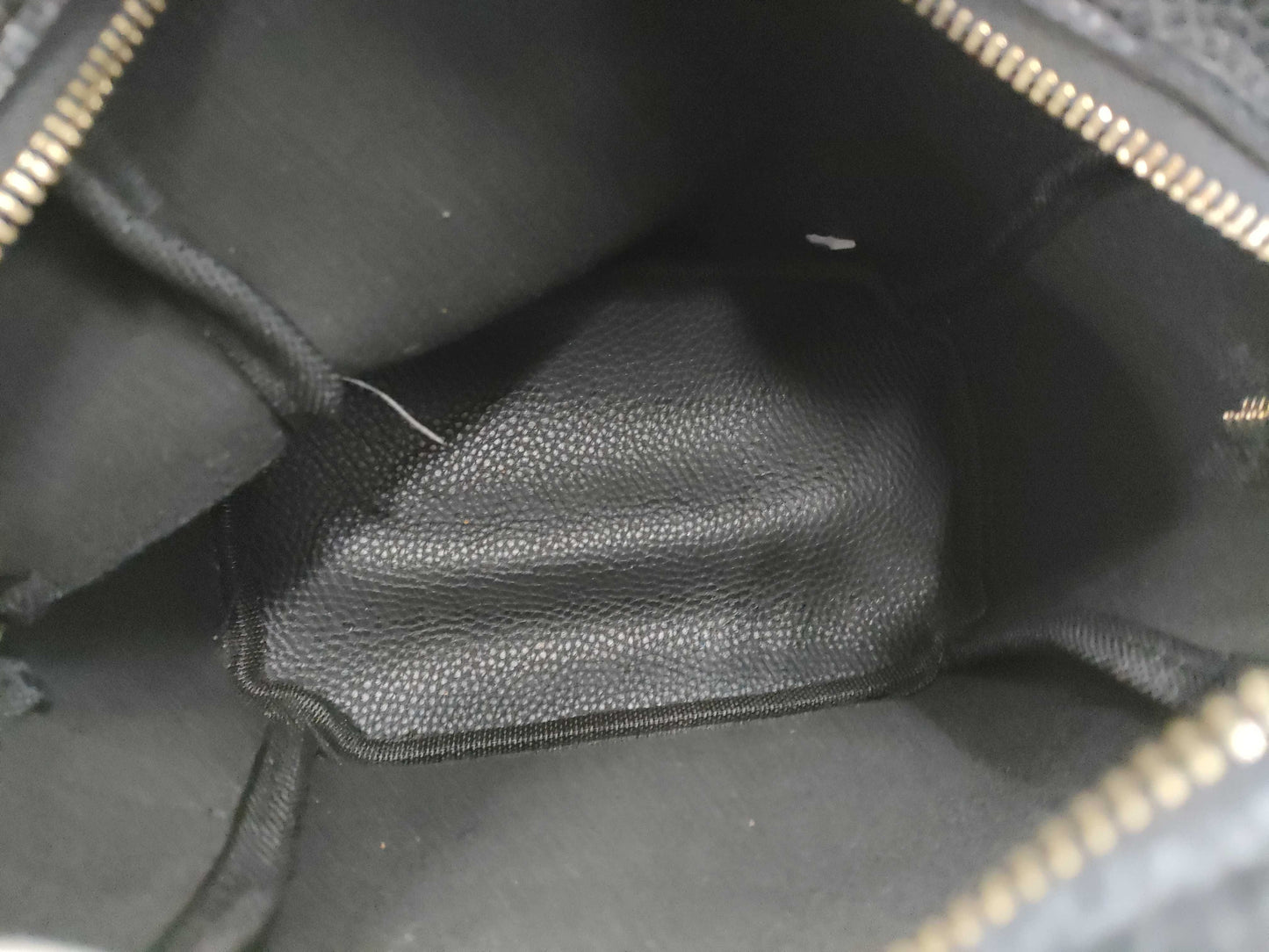5-piece handbag set including Coach, Samantha Thavasa, Burberry, etc.