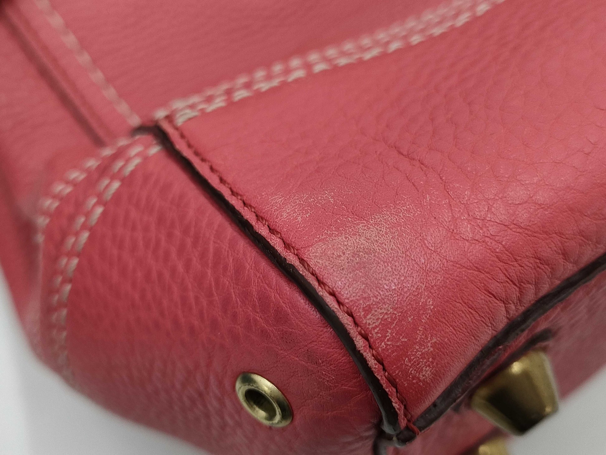 5-piece handbag set including Coach, Samantha Thavasa, Burberry, etc.