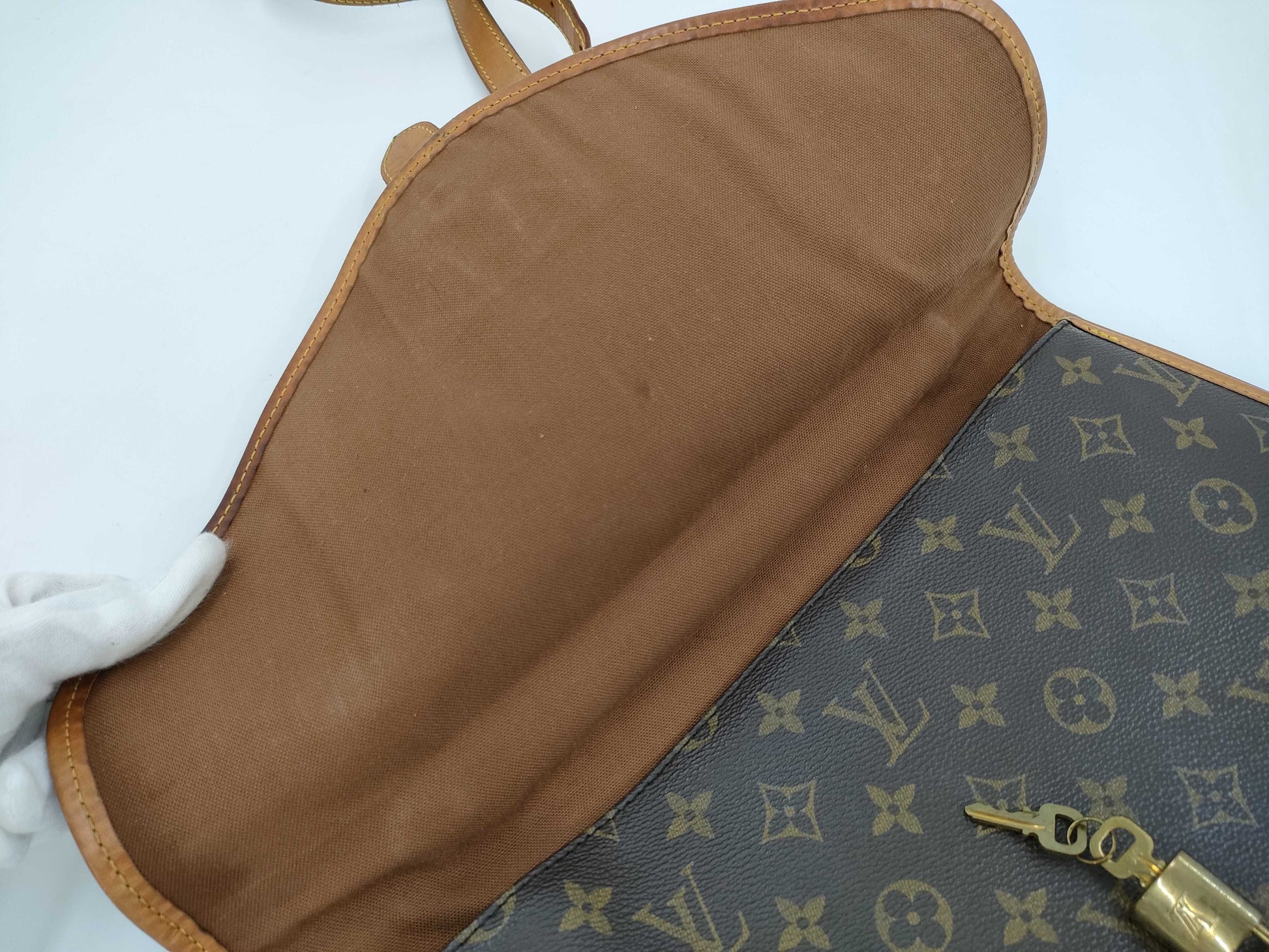 LOUIS VUITTON Monogram M40120 Beverly Bag
