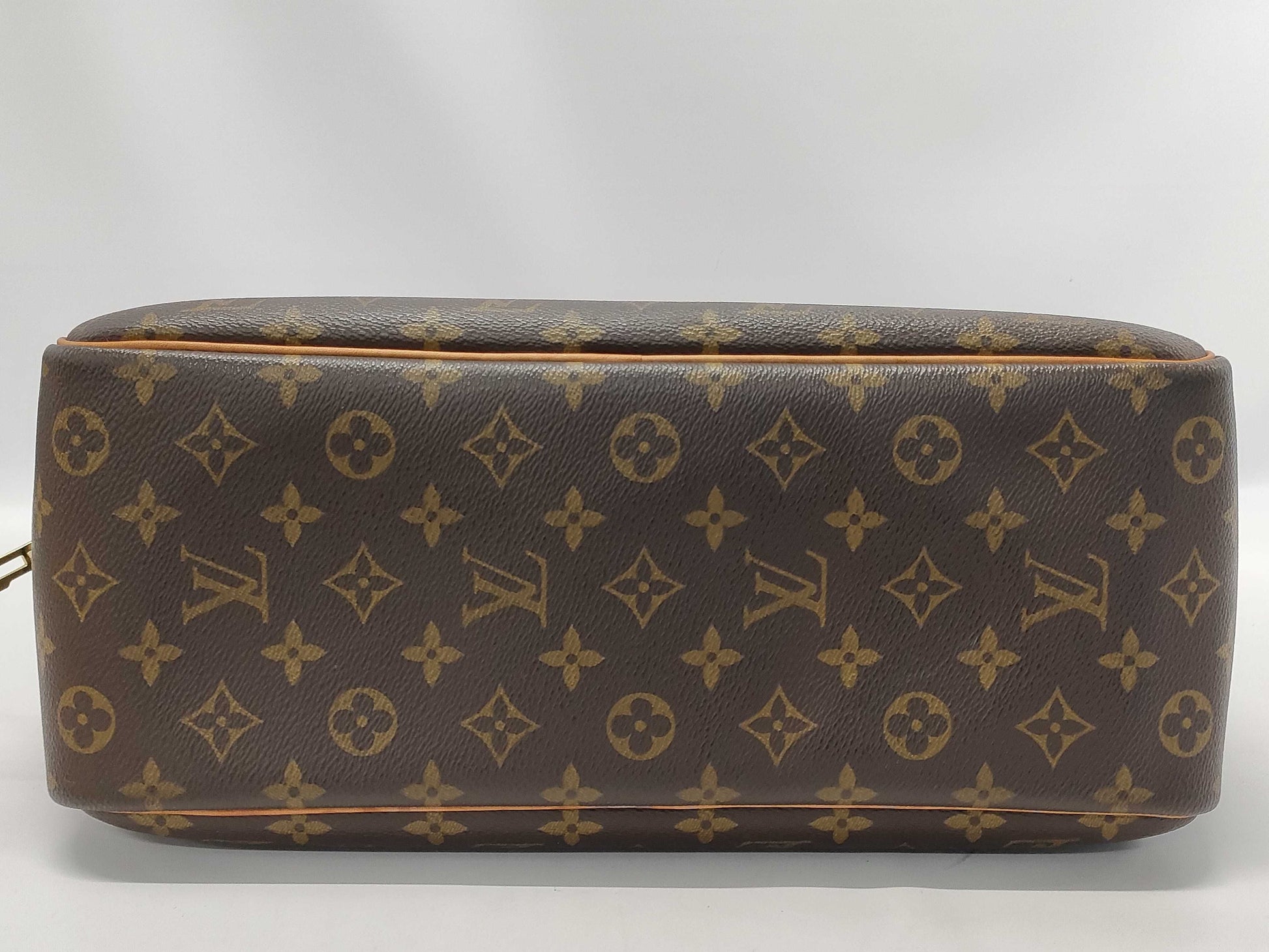 LOUIS VUITTON Monogram M42228 Trouville Handbag