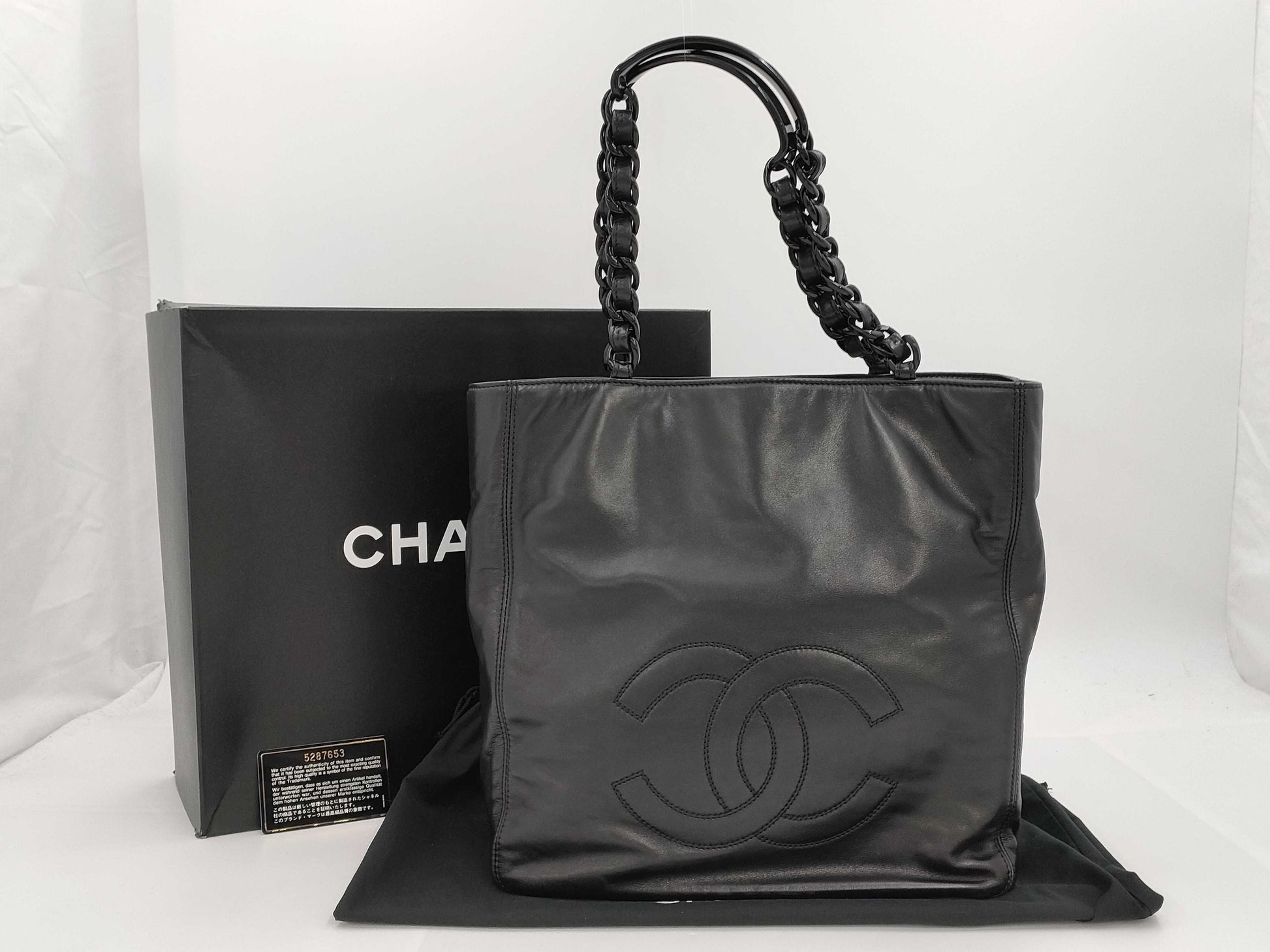 CHANEL 5284653 Lambskin Coco Plastic Chain Tote, No. 5 Handbag