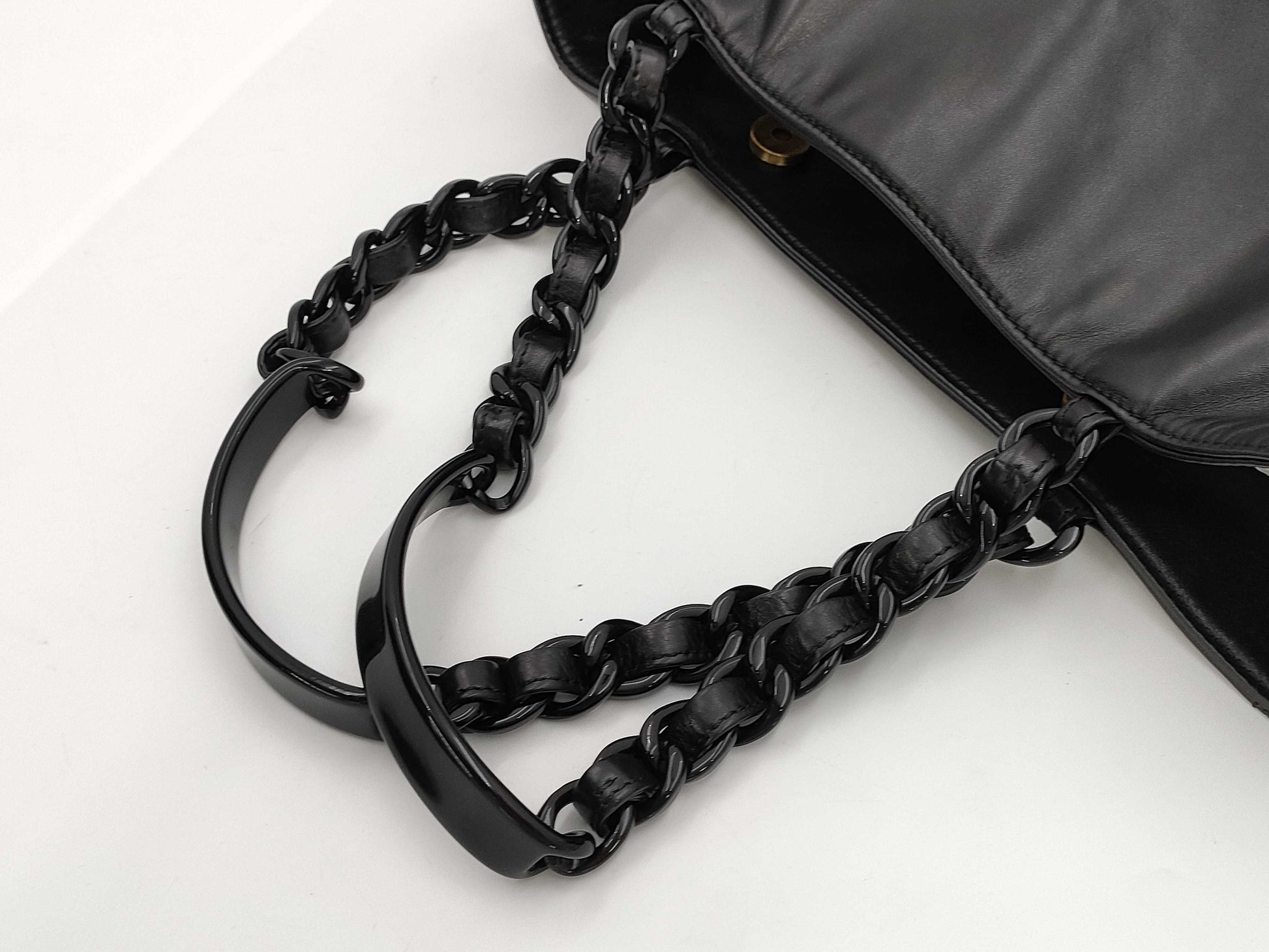 CHANEL 5284653 Lambskin Coco Plastic Chain Tote, No. 5 Handbag