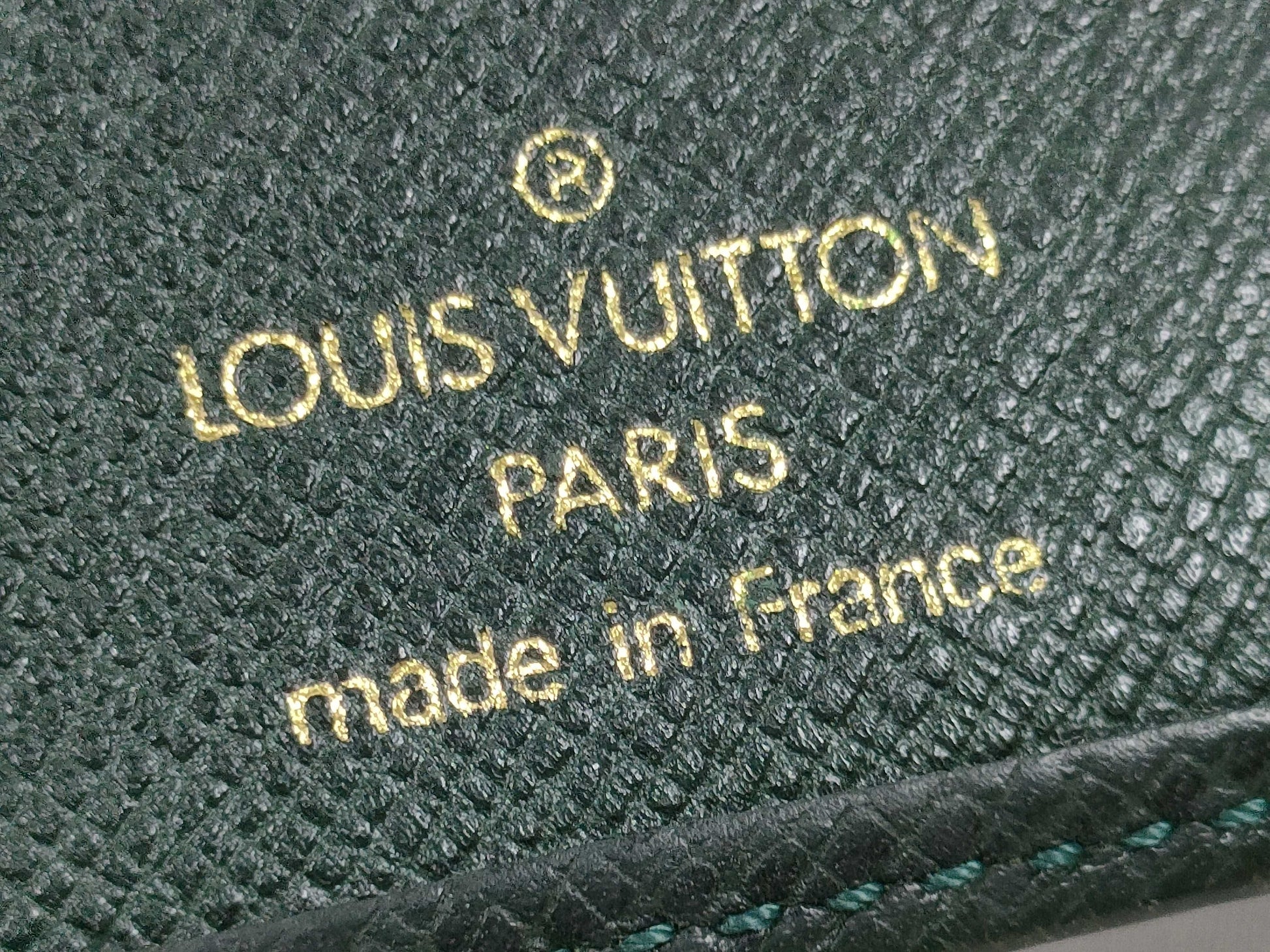 LOUIS VUITTON Taiga Bifold Wallet Brown/Green 2-Piece Billfold
