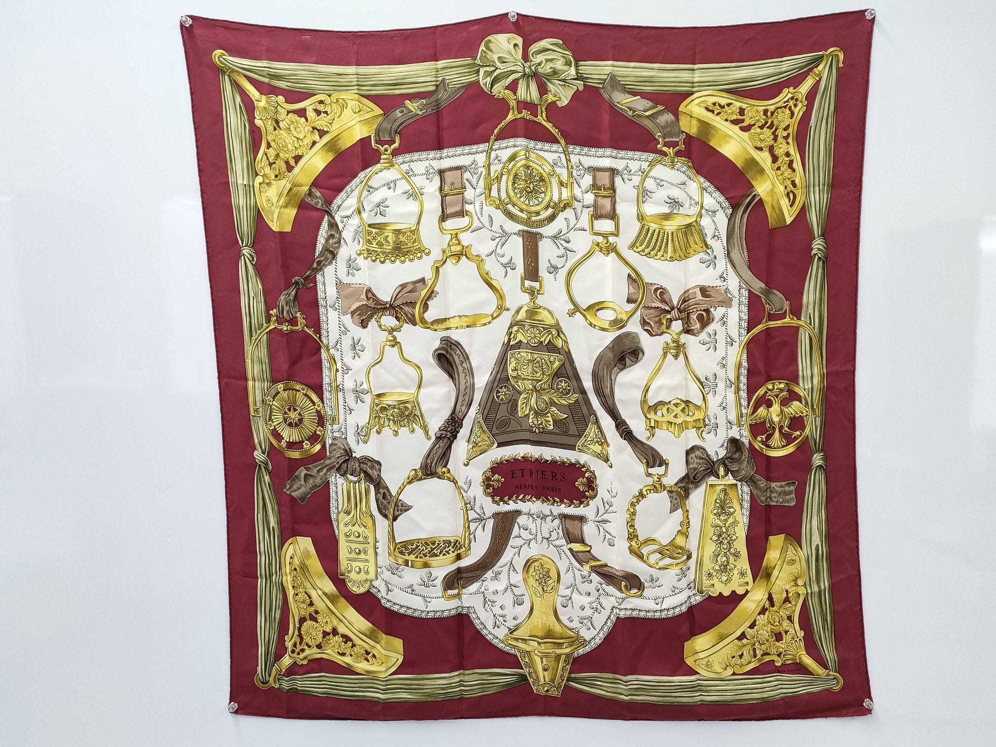 HERMES Carre 90 ETRIERS Scarf