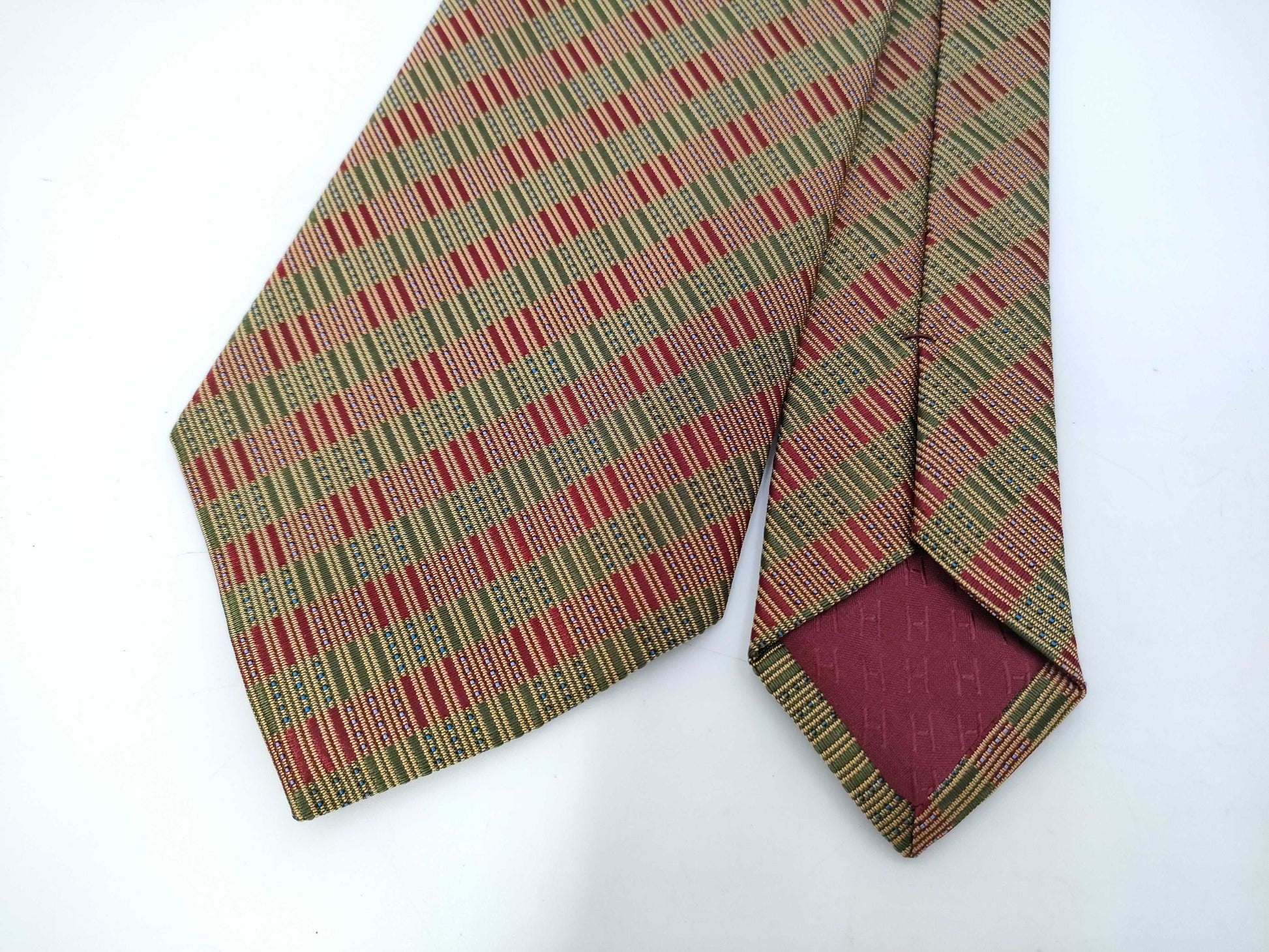 HERMES Tie with Box / 100% Silk Tie