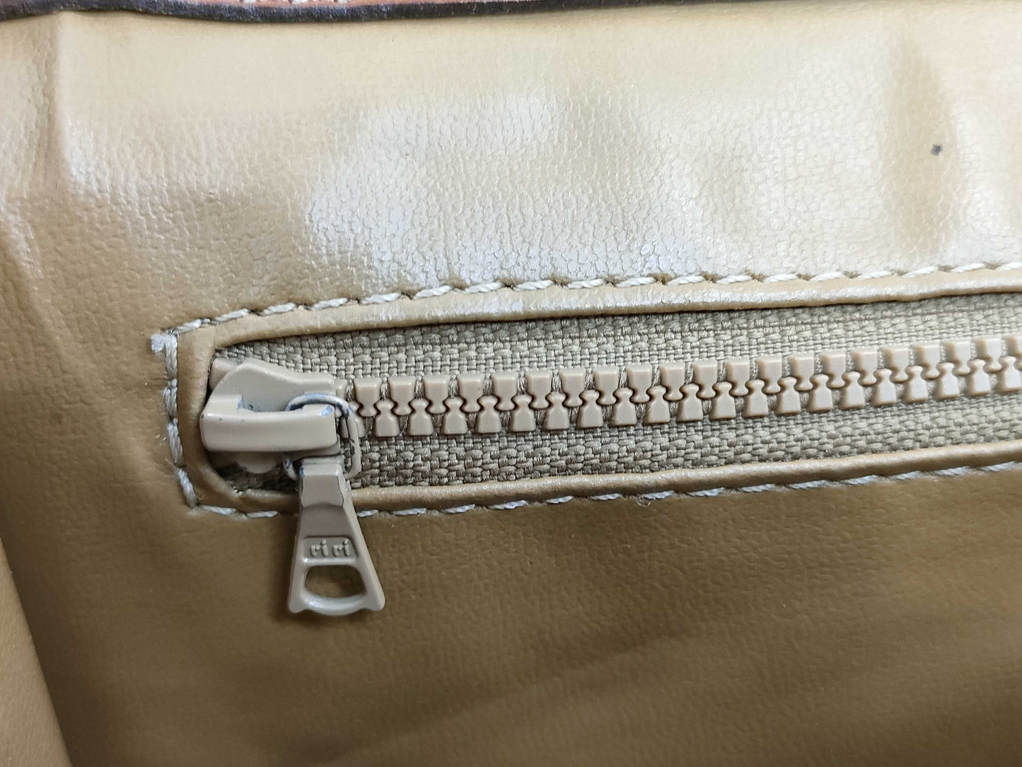 CELINE Shoulder Bag