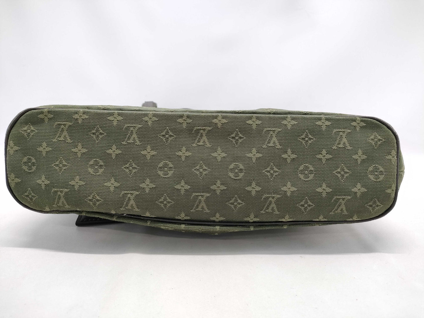 LOUIS VUITTON Monogram Mini Lucille PM Handbag