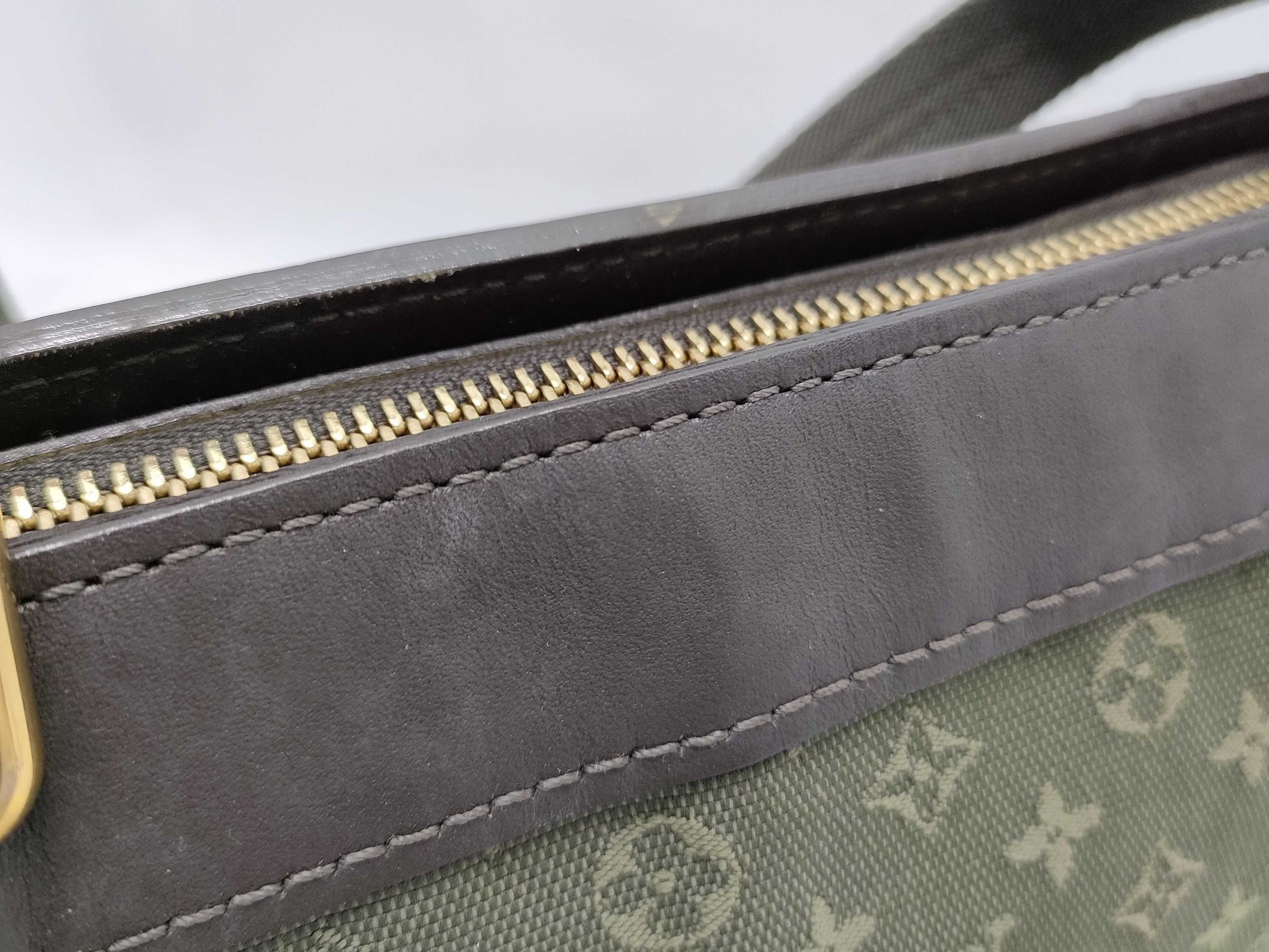 LOUIS VUITTON Monogram Mini Lucille PM Handbag