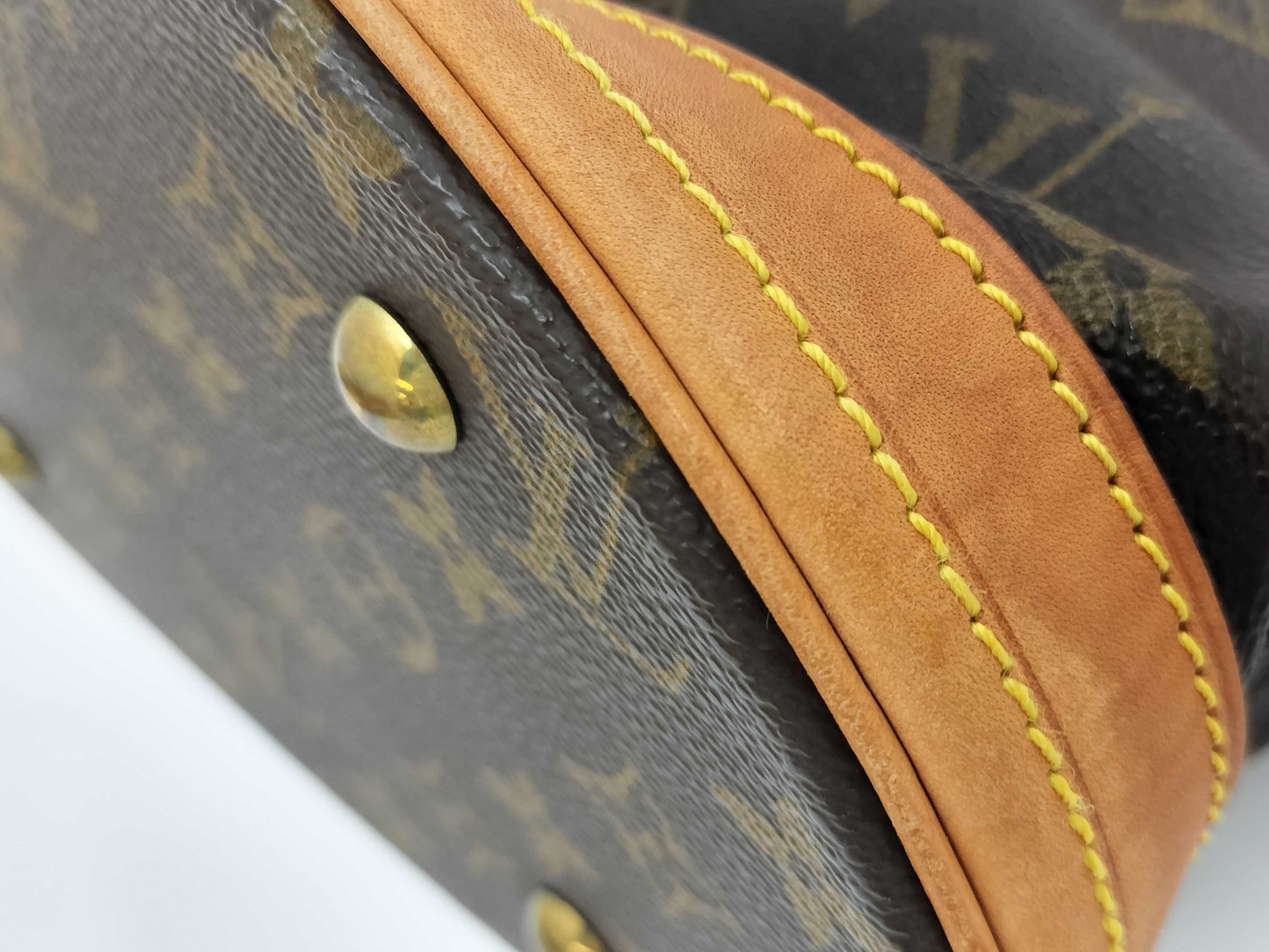 LOUIS VUITTON Monogram M42238 / with Petit Bucket Pouch / Made in 2002 Tote Bag