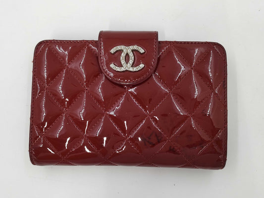 CHANEL 14543955 Brilliant Enamel Bifold Wallet