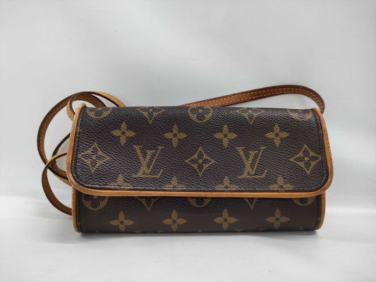 LOUIS VUITTON Unidentified Monogram M51855 Pochette Florentine Shoulder Bag