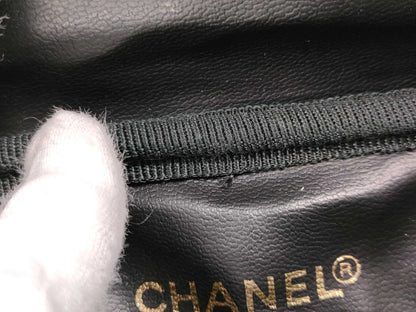 CHANEL Caviar Skin Horizontal Vanity Pouch / 3322498