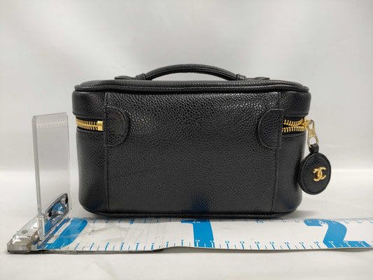 CHANEL Caviar Skin Horizontal Vanity Pouch / 3322498
