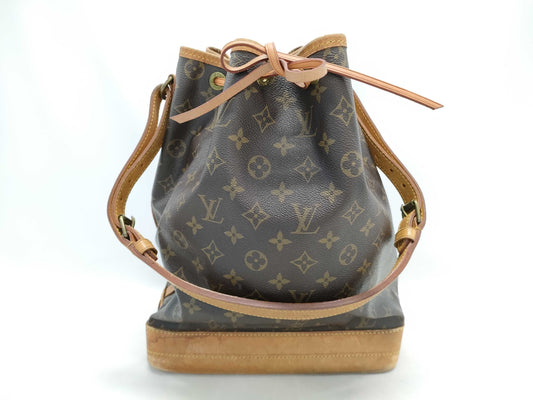 LOUIS VUITTON Monogram M42224 Noe Handbag