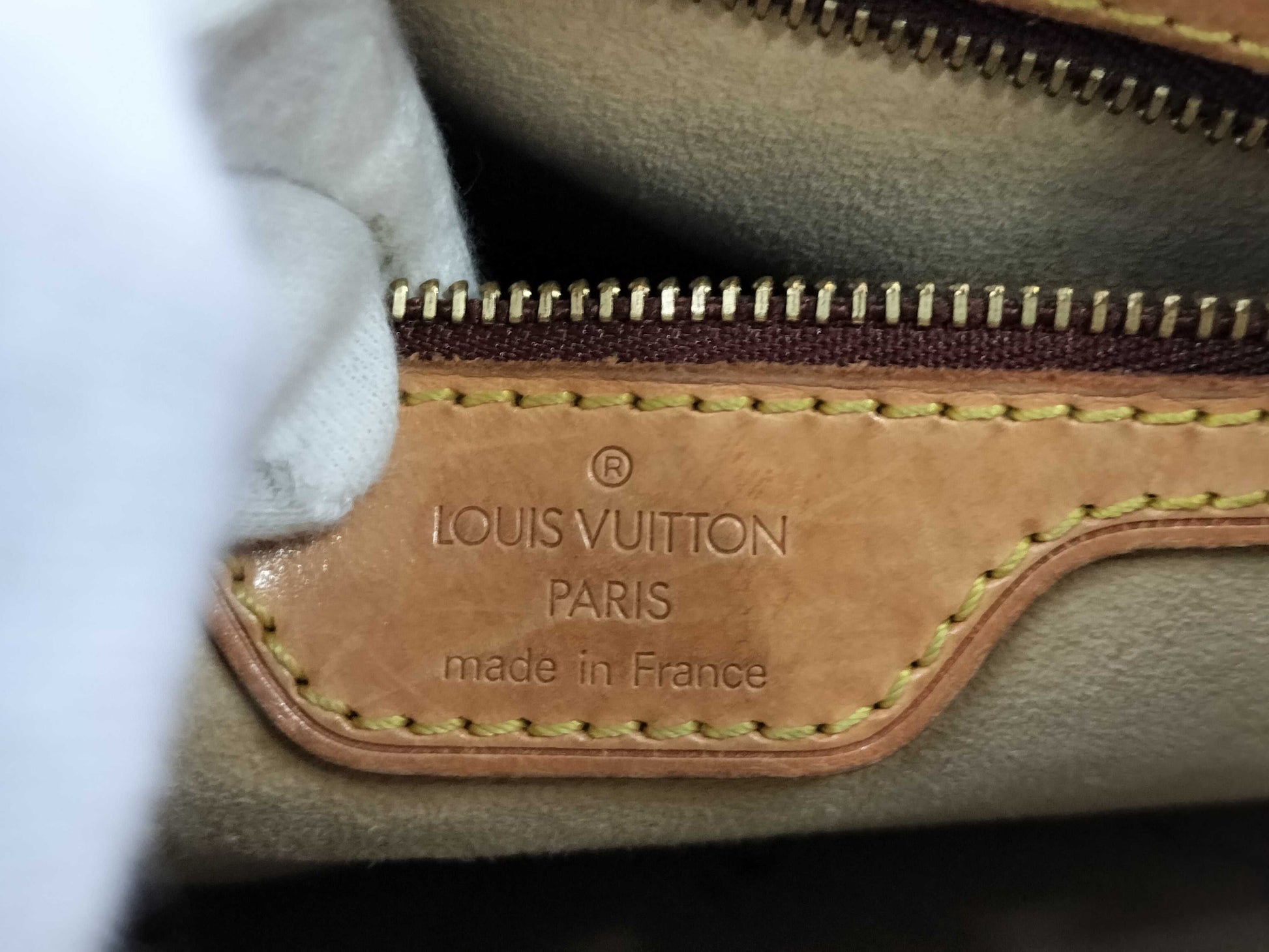 LOUIS VUITTON FL0022 Monogram Looping MM Handbag