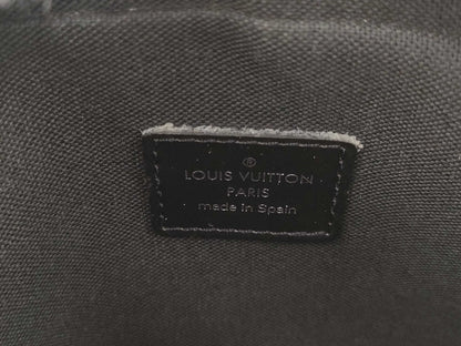 LOUIS VUITTON Taiga Karuga Second Bag M30812 Second Bag