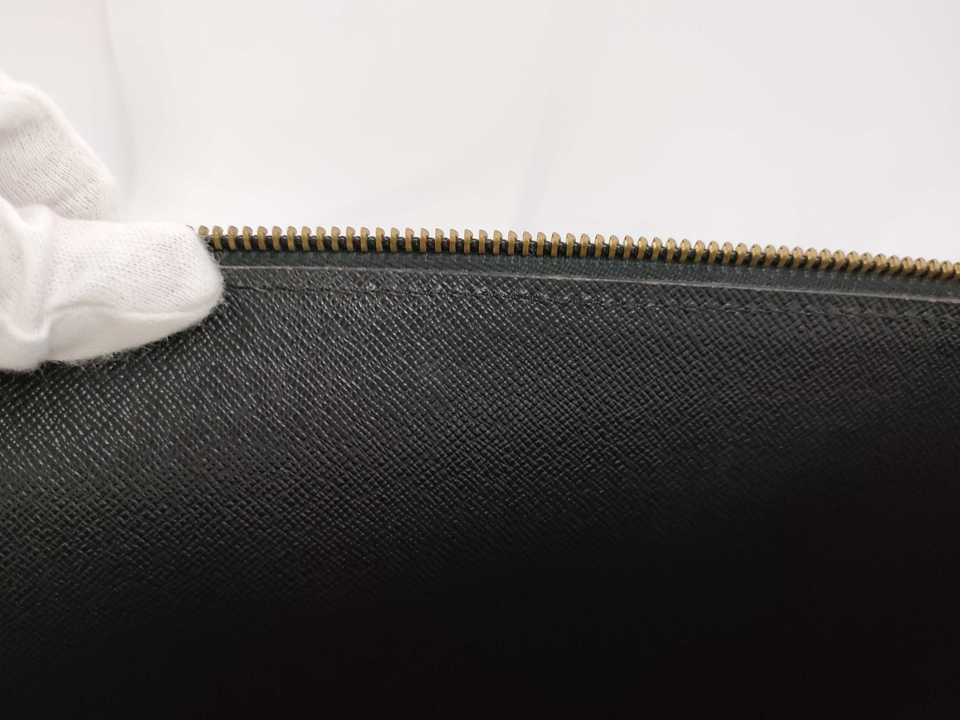 LOUIS VUITTON Epi Pochette Jour GM M64153 Clutch L-Zip Bag