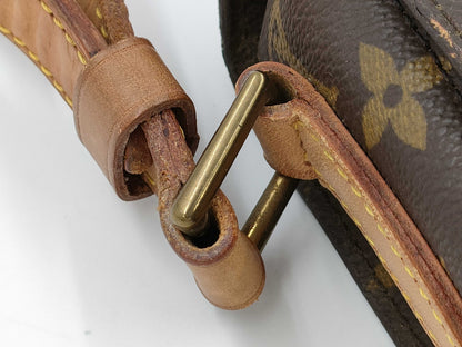 LOUIS VUITTON Monogram M51242 Saint-Cloud Shoulder Bag