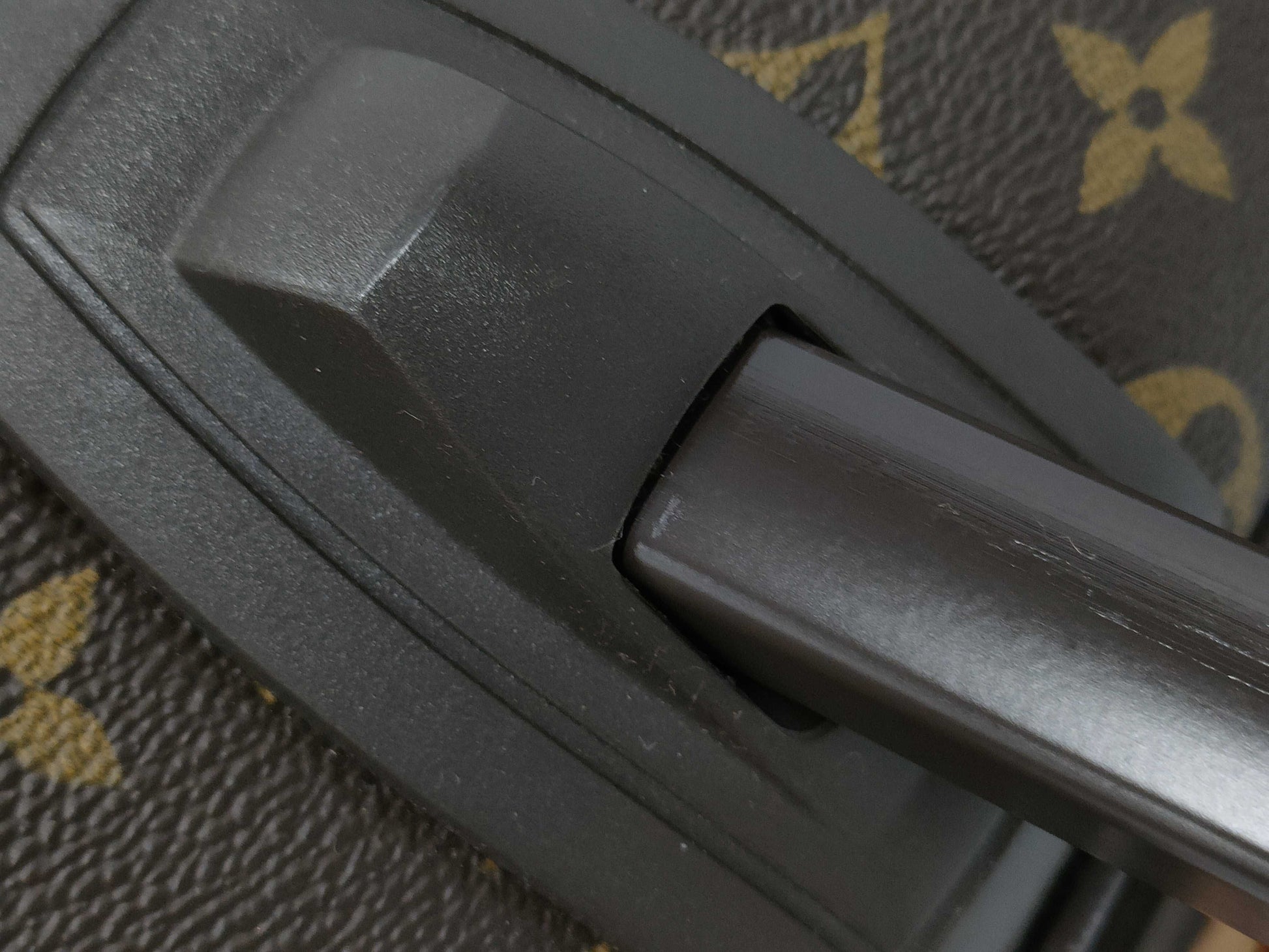LOUIS VUITTON Monogram M23294 Pegasus 55 Business Bag