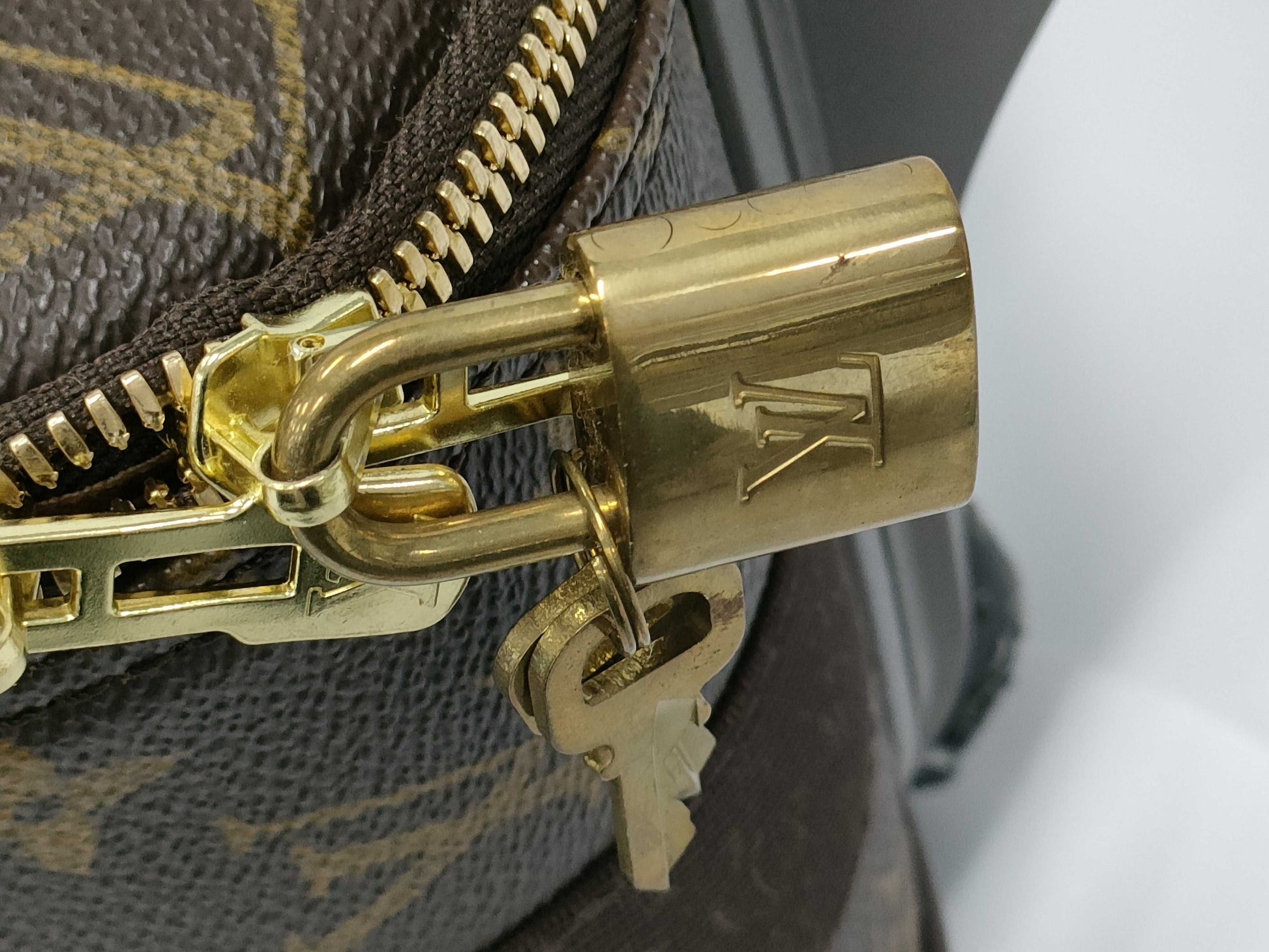 LOUIS VUITTON Monogram M23294 Pegasus 55 Business Bag