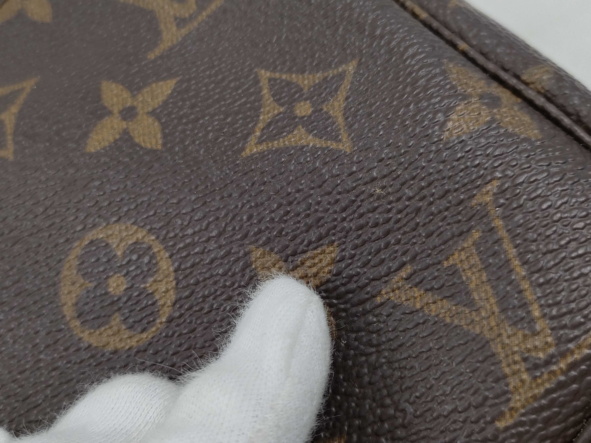 LOUIS VUITTON SL1917 Monogram M40712 Pochette Accessoires Handbag