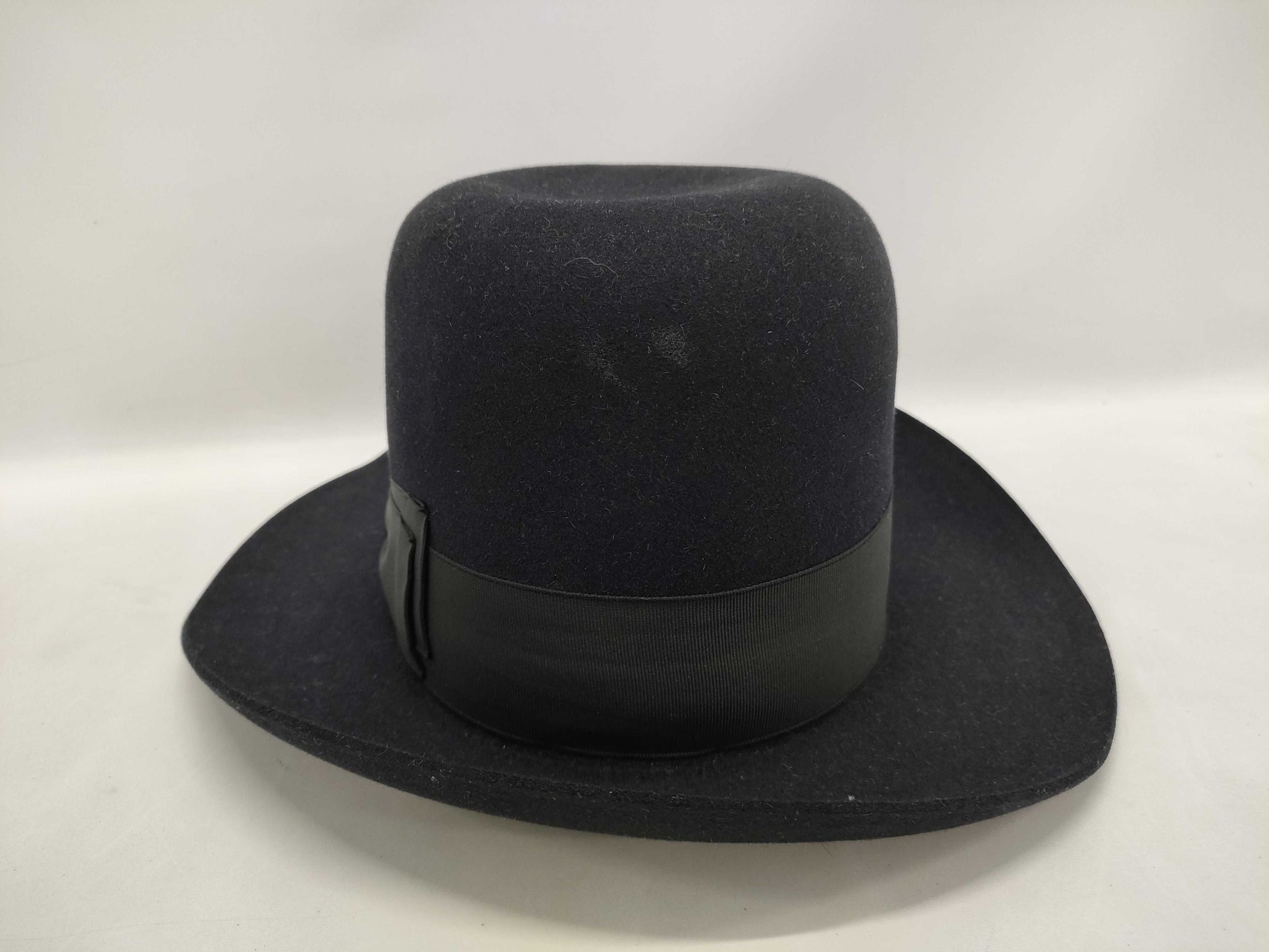 VERSACE Hats and other apparel