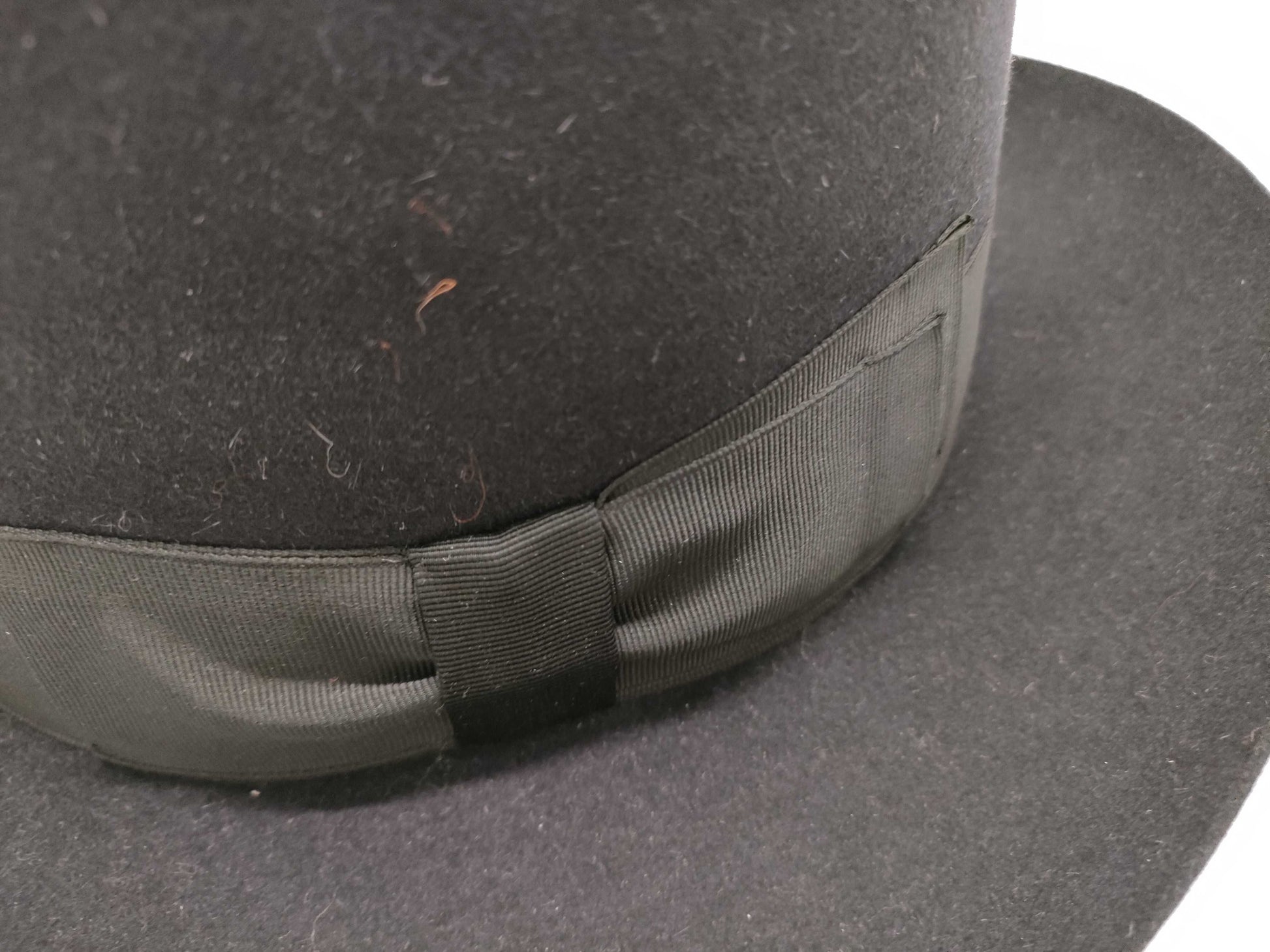 VERSACE Hats and other apparel