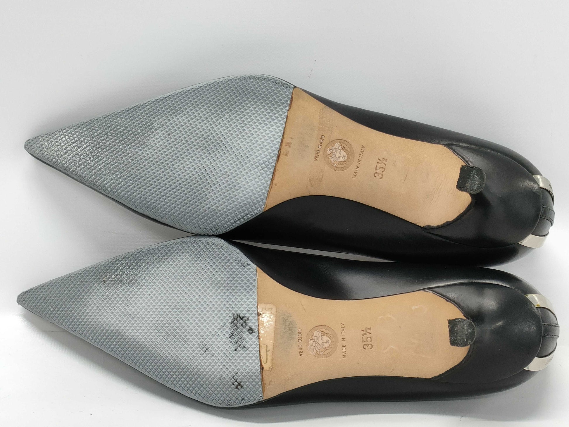 VERSACE pumps