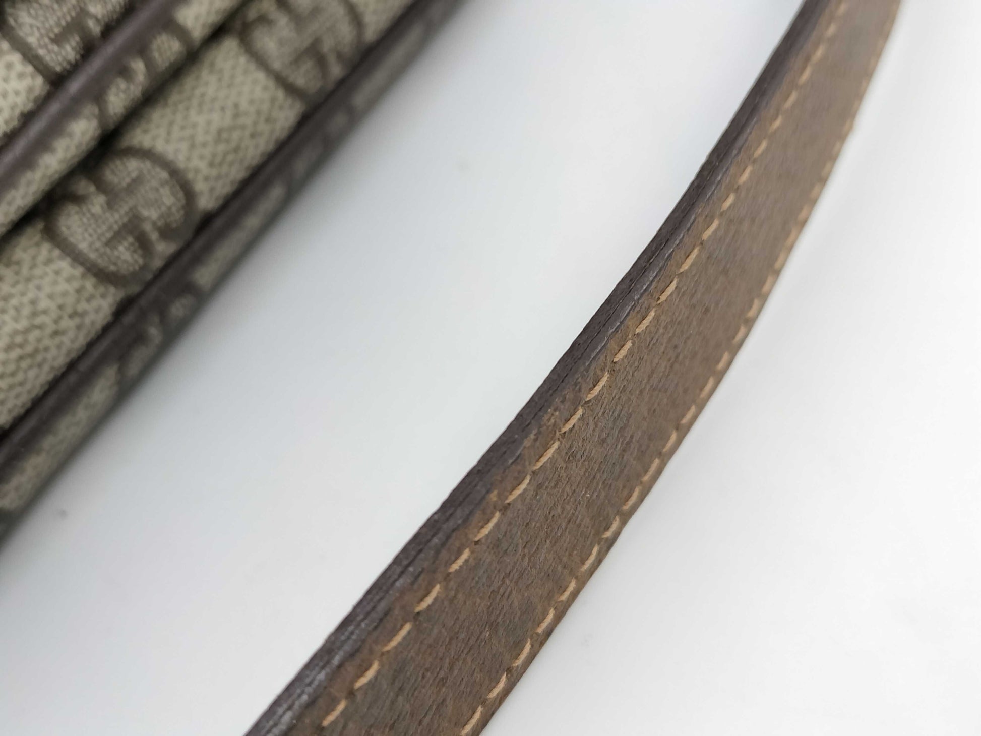 GUCCI GG Canvas 001 16 4085 Shoulder Bag